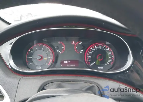 2014 Dodge Dart Sxt z USA, uszkodzony, nr VIN 1C3CDFBB5ED738321